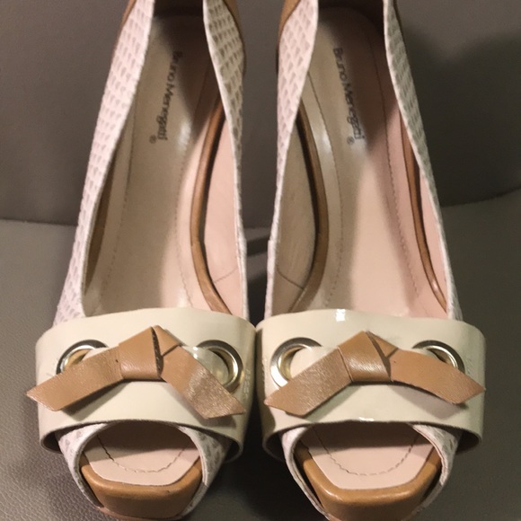 Never worn Bruno Menegatti heels, size 9 - Picture 3 of 6